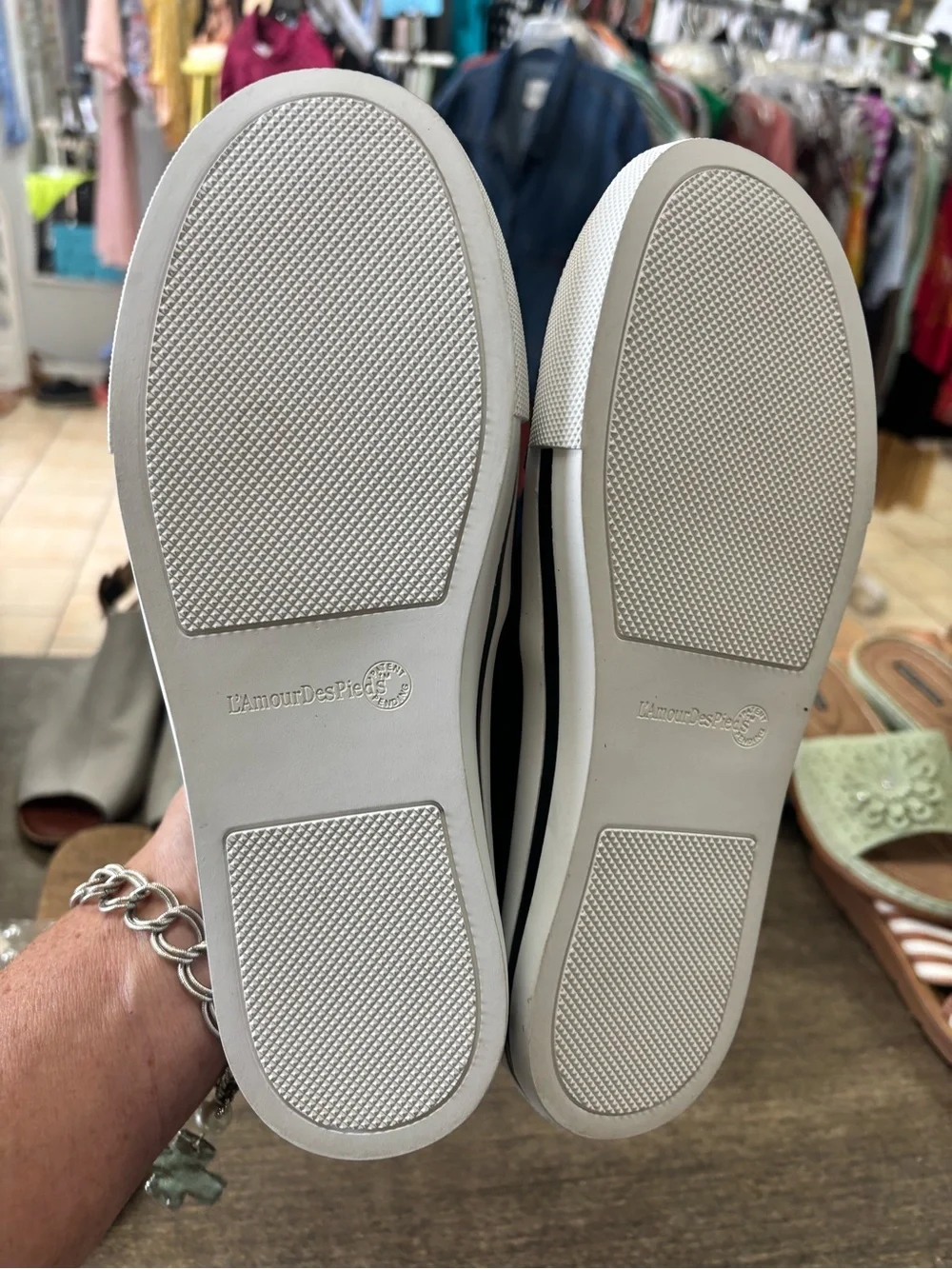 L'Amour Des Pieds Karsha Leather Sneakers